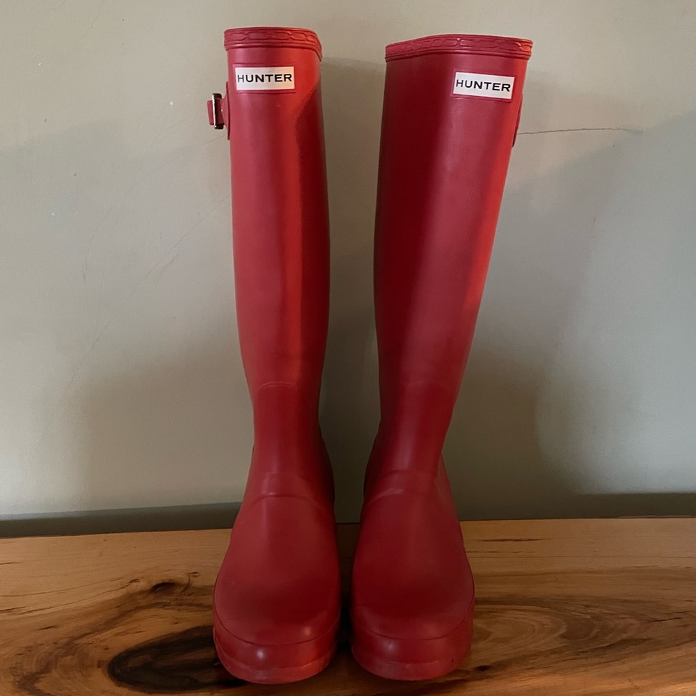 Red Hunter Boots, Matte, Tall